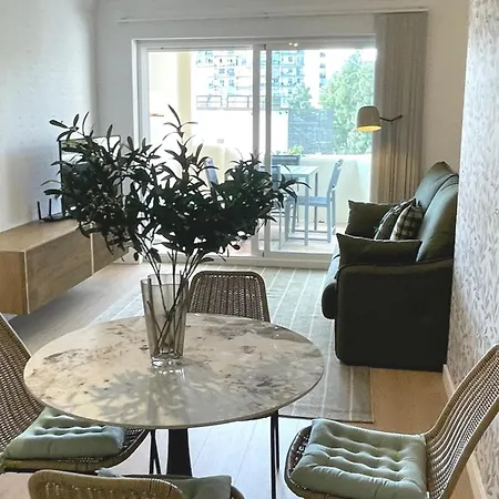 Homely Marbell Center 7 *